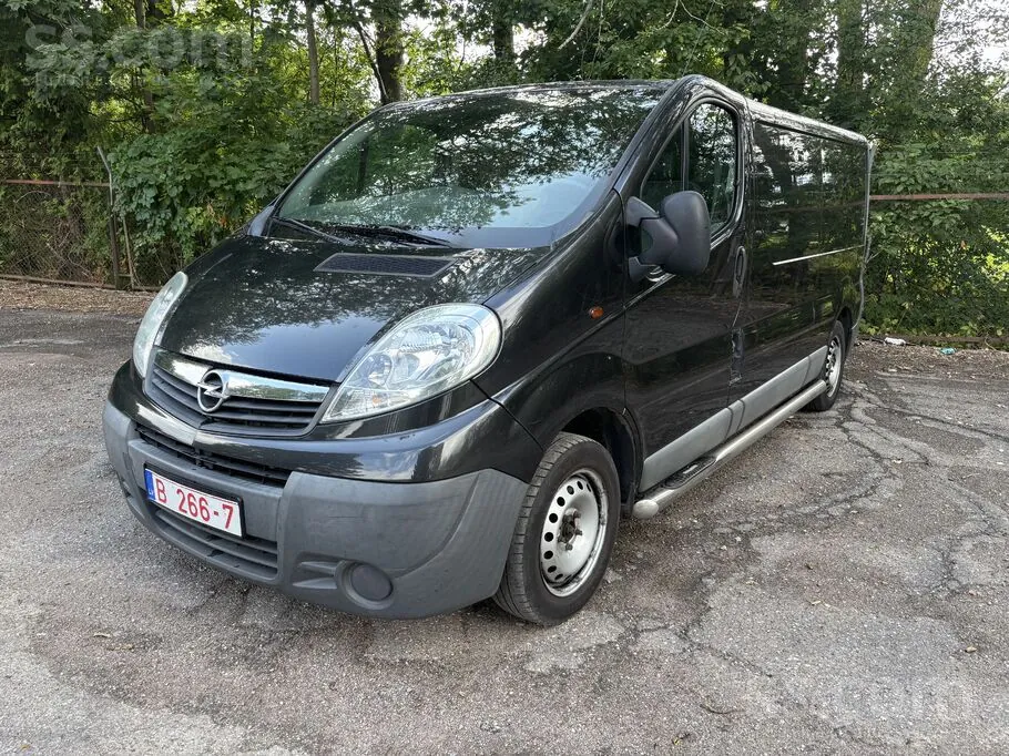 Opel Vivaro 2012 photo 3
