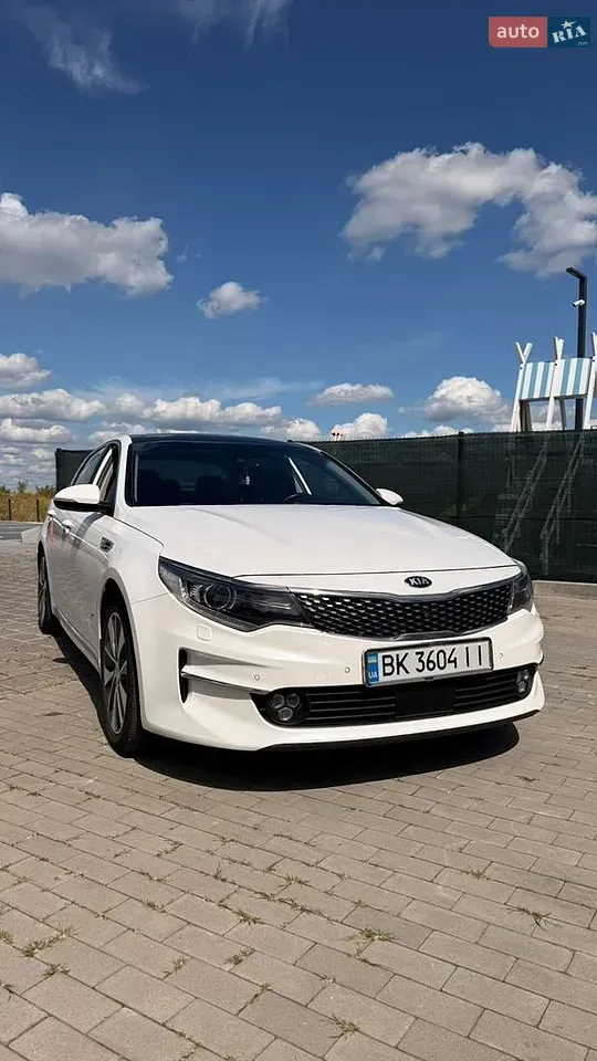 Kia Optima 2016 photo 2