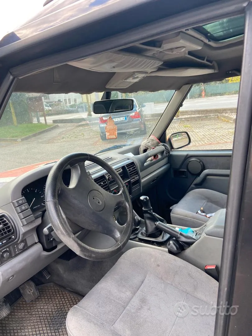 Land Rover Discovery 1998 photo 5