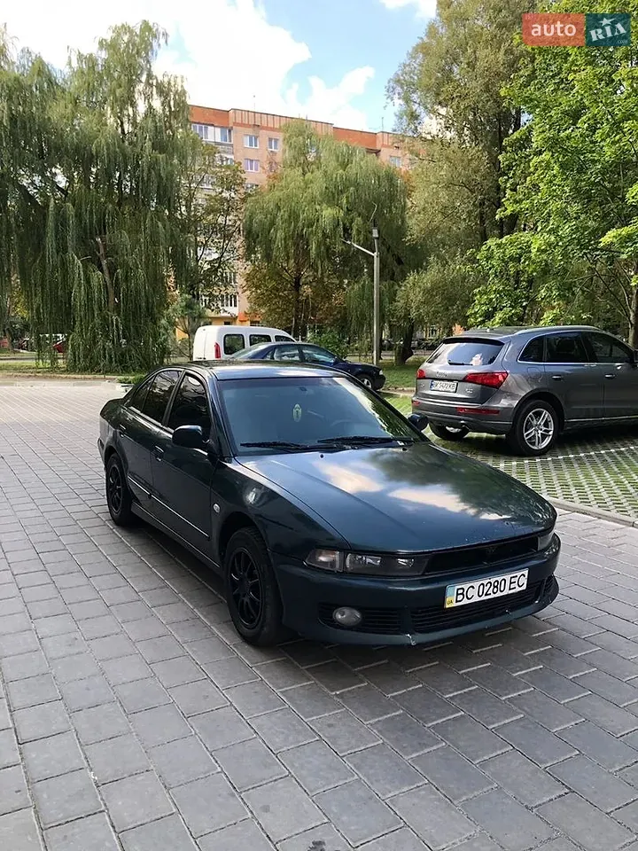Mitsubishi Galant