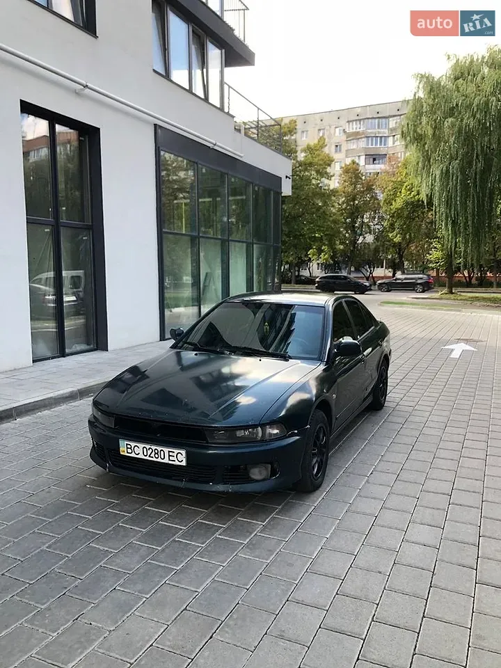Mitsubishi Galant 1999 photo 2
