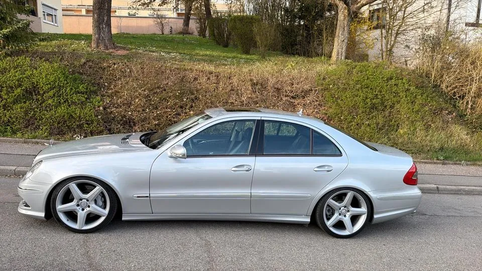 Mercedes-Benz E500