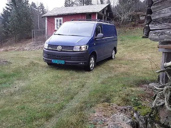 Volkswagen Transporter 2017 photo 2