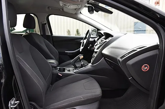 Ford Focus 2011 photo 5