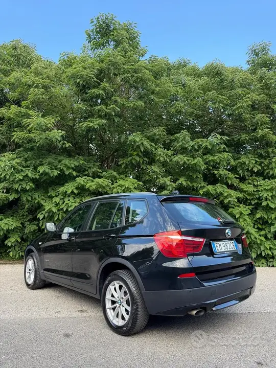 BMW X3 2012 photo 2