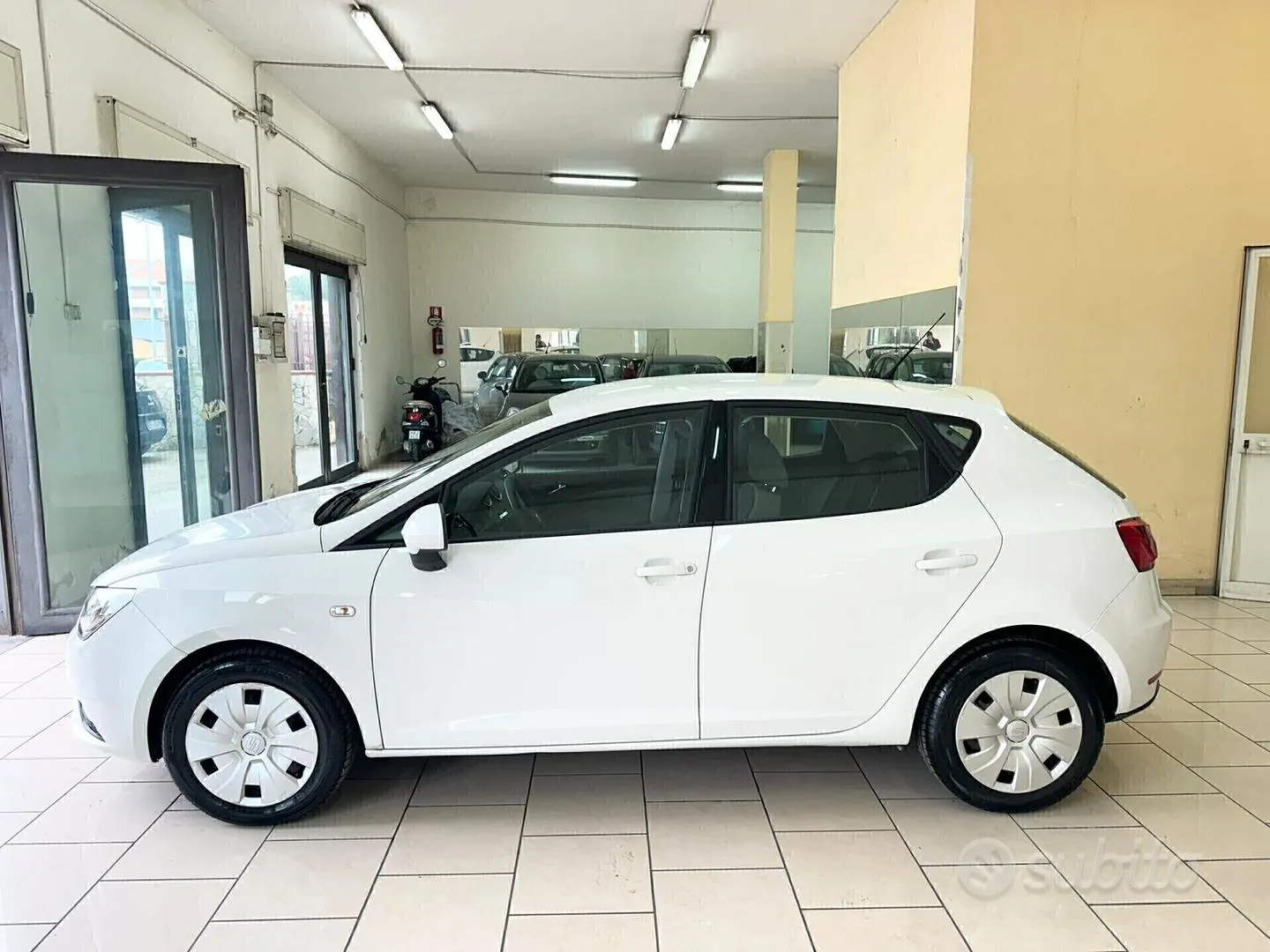 Seat Ibiza 2016 photo 4