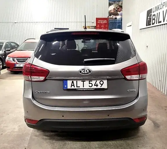 Kia Carens 2015 photo 4