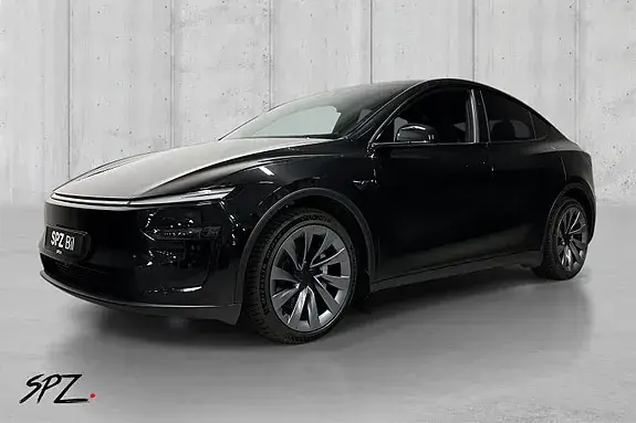 Tesla Model Y 2026 photo 2