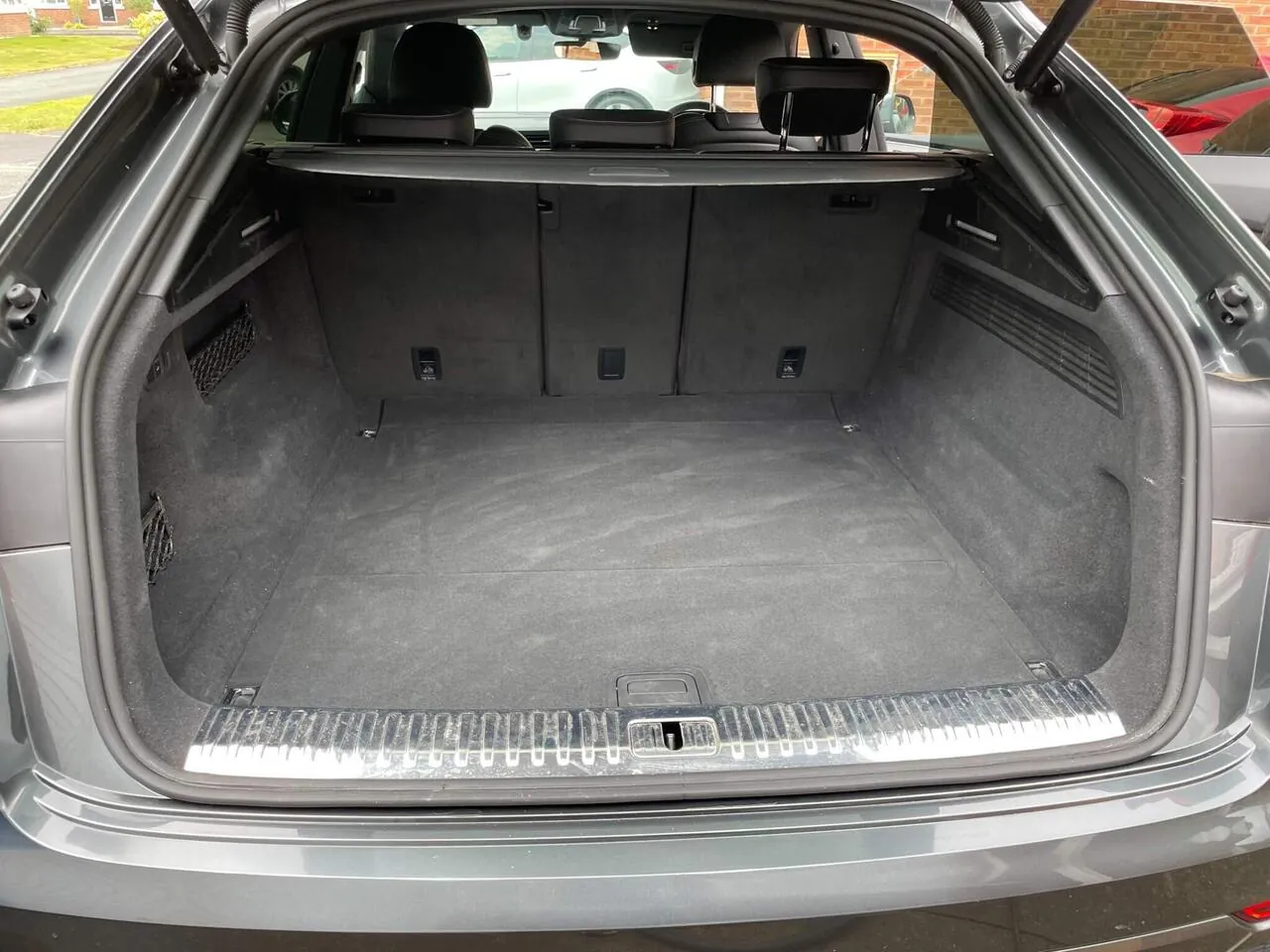 Audi Q8 2020 photo 5