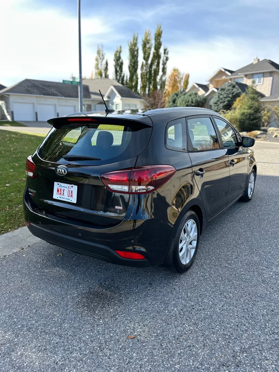Kia Rondo 2017 photo 3