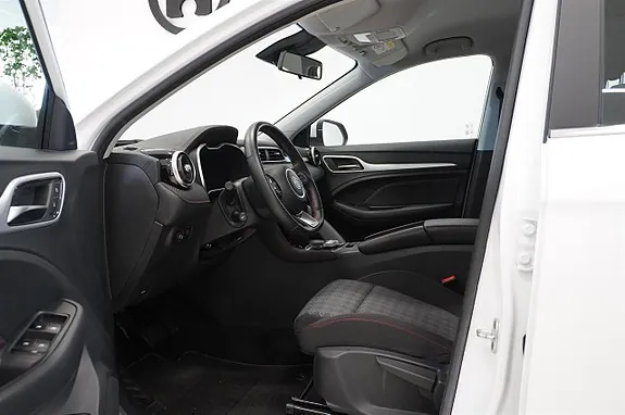 MG Zs 2022 photo 2