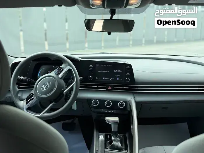 Hyundai Elantra 2024 photo 4