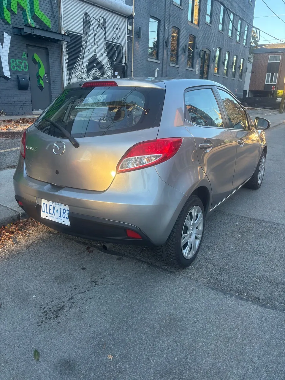 Mazda 2 Hatchback 2012 photo 3