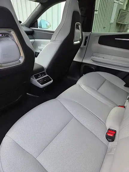 Polestar 4 2025 photo 4