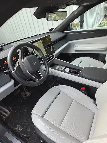 Polestar 4 2025 photo 3