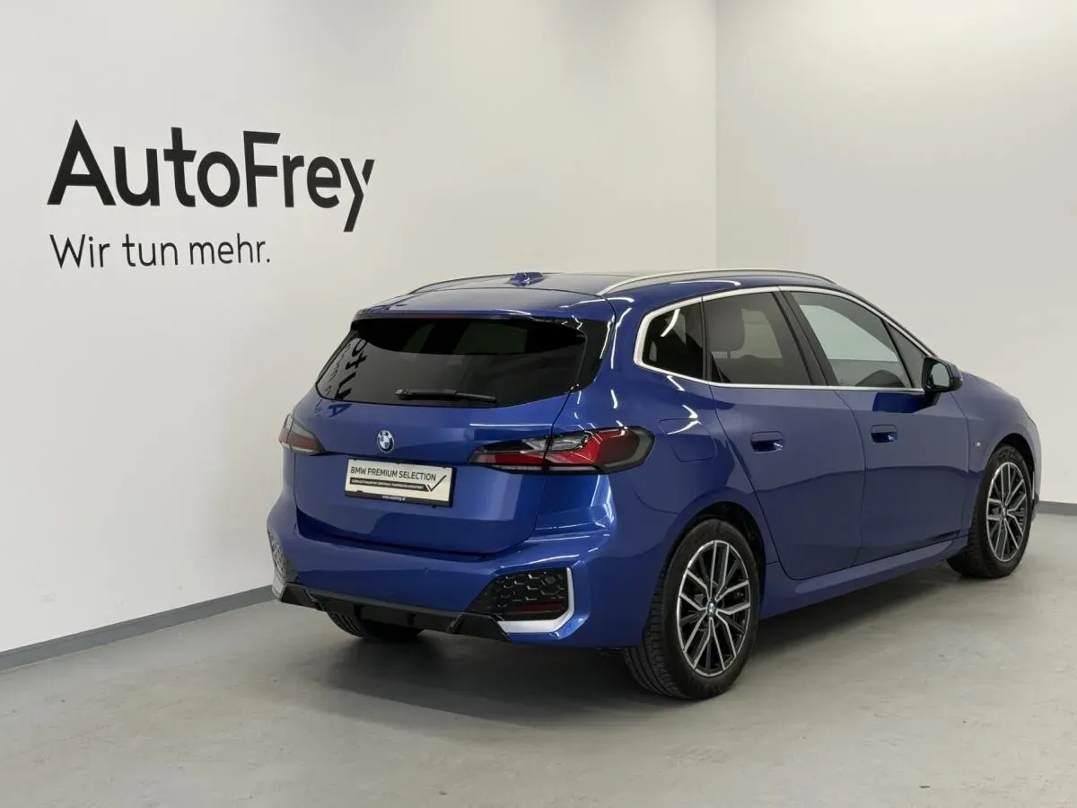 BMW 2 Series 2022 photo 2