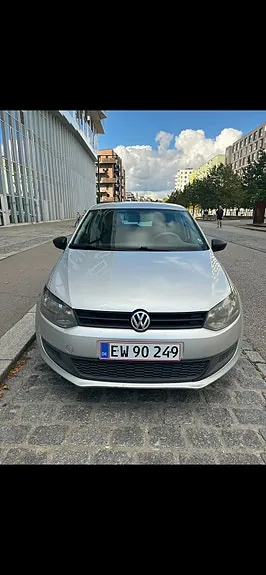 Volkswagen Polo 2010 photo 2