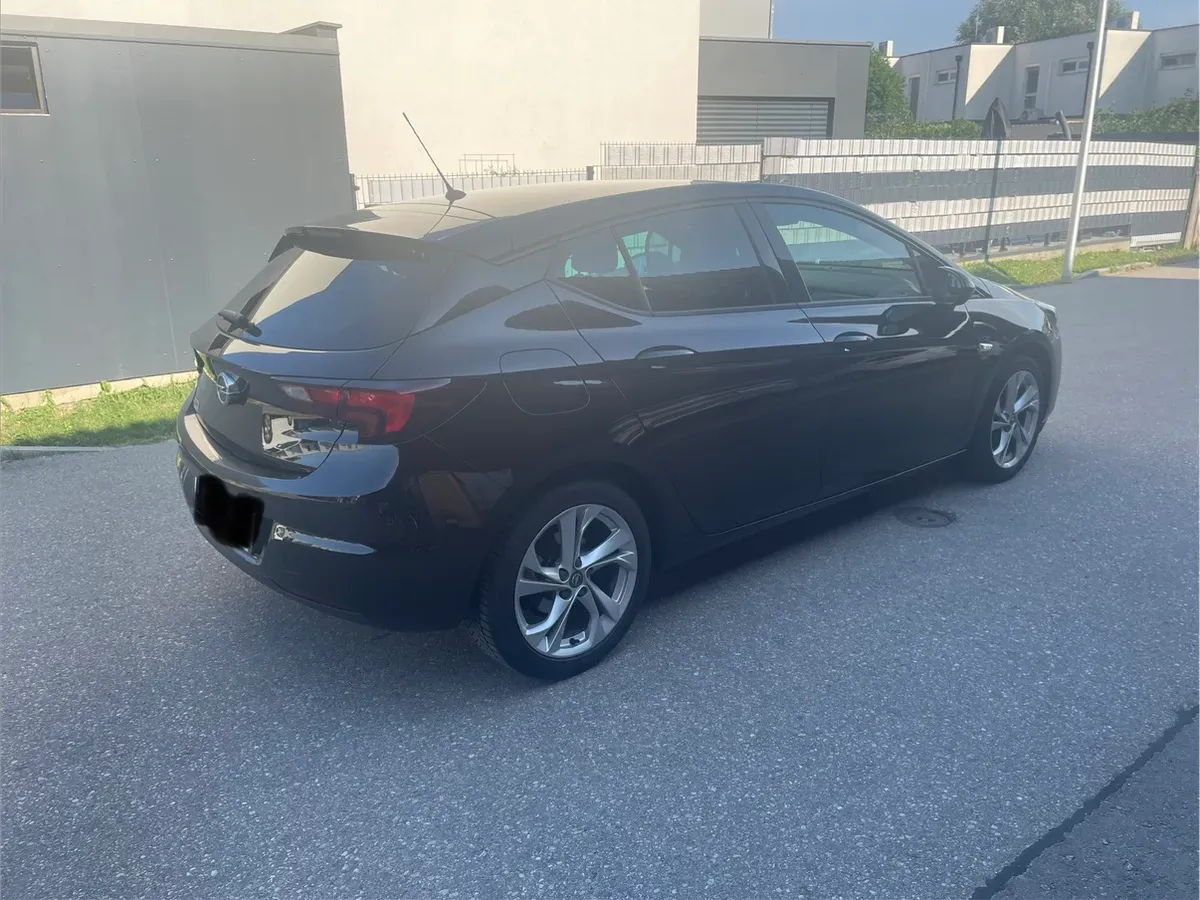 Opel Astra 2020 photo 3