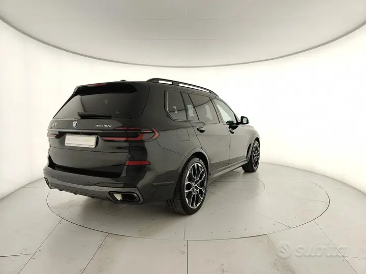 BMW X7 2025 photo 3