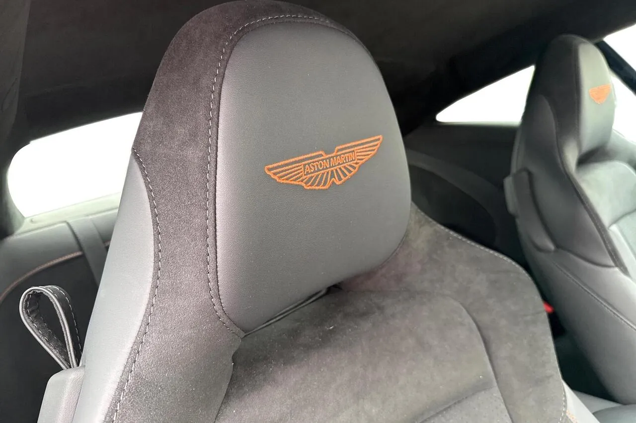Aston Martin Db12 2024 photo 5
