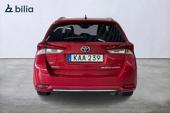 Toyota Auris 2015 photo 4