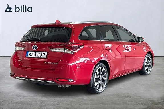 Toyota Auris 2015 photo 5