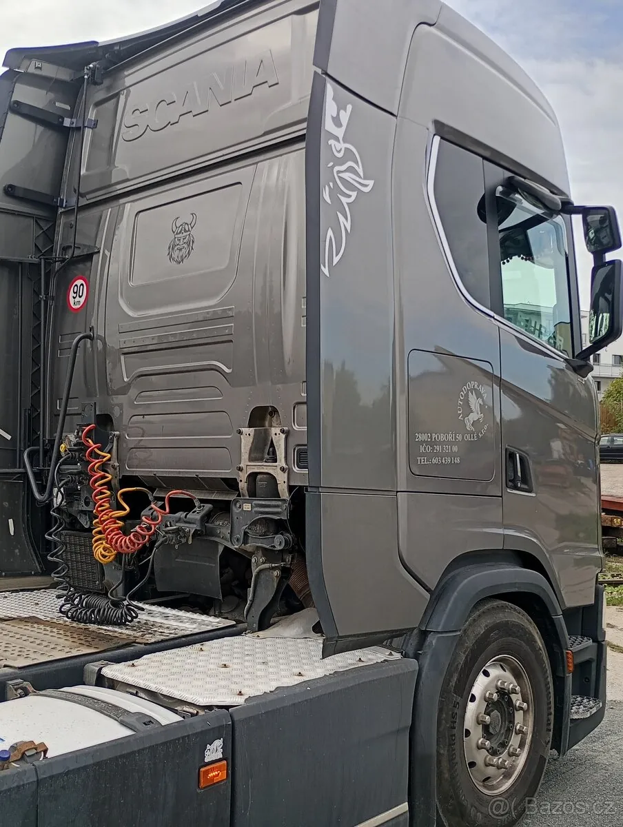 Scania V8 2017 photo 5
