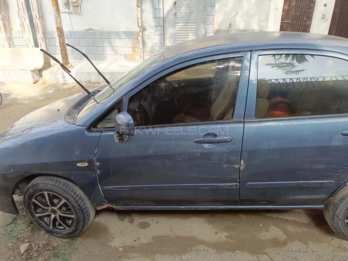Suzuki Liana