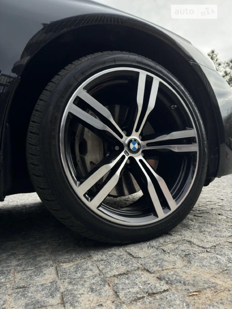 BMW 7 Series 2015 photo 4