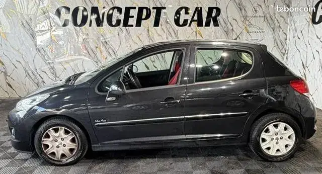 Peugeot 207 2012 photo 4