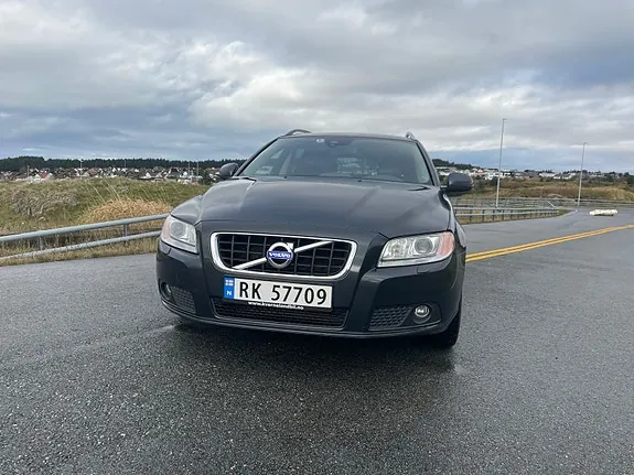 Volvo V70 2013 photo 3