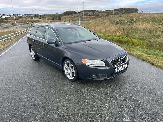Volvo V70 2013 photo 5