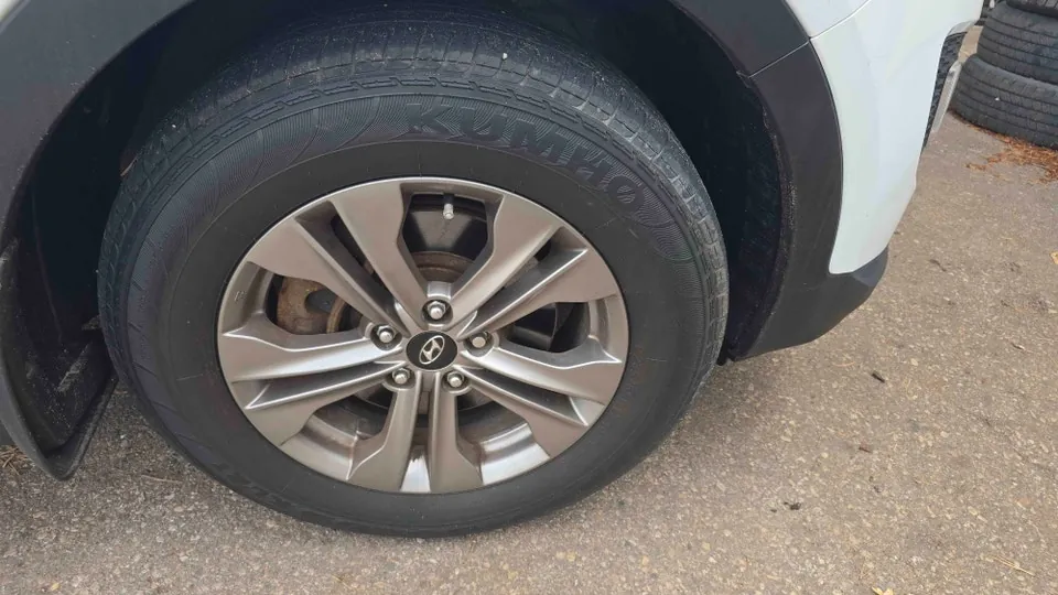 Hyundai Santa Fe 2016 photo 4