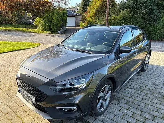 Ford Focus 2019 photo 2