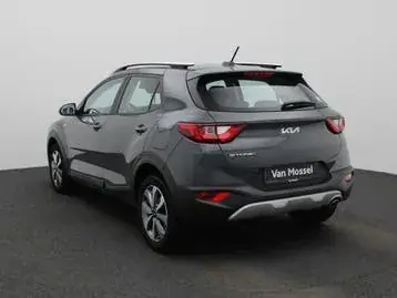 Kia Stonic 2022 photo 2