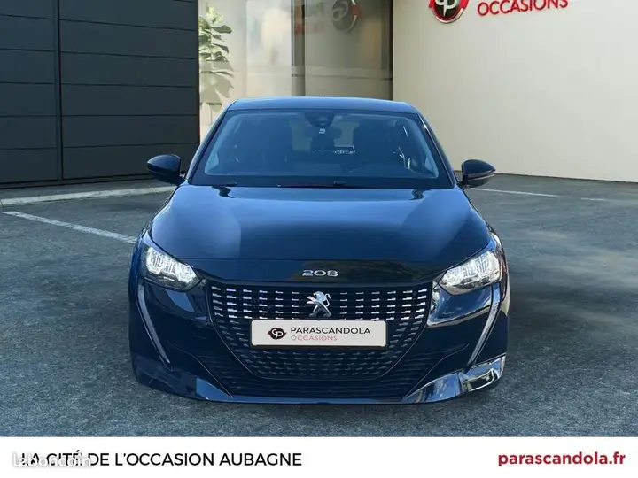 Peugeot 208 2022 photo 2