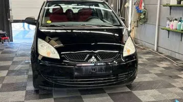 Mitsubishi Colt 2006 photo 3