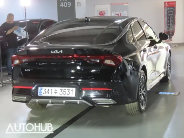 Kia K5 2023 photo 3