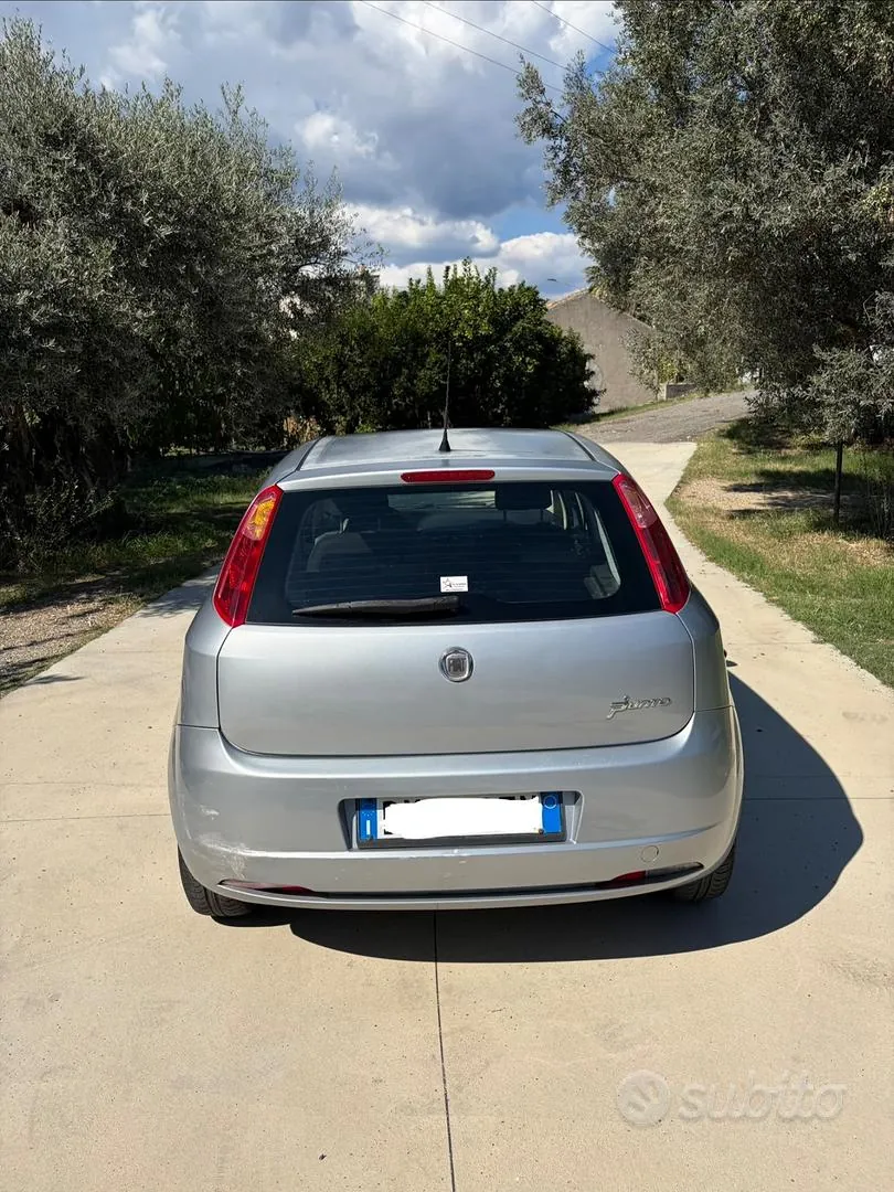 Fiat Grande Punto 2008 photo 5