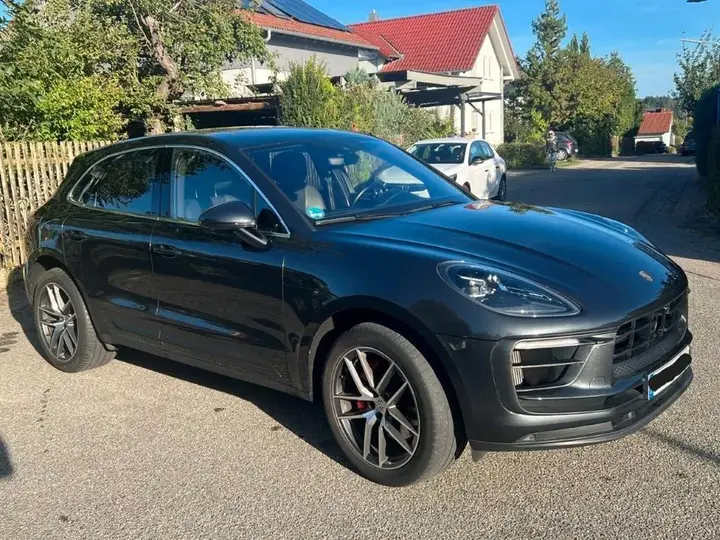 Porsche Macan S