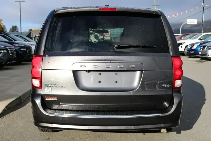 Dodge Grand Caravan 2016 photo 5