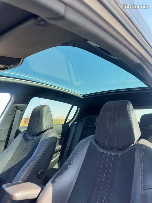 Peugeot 308 2018 photo 3
