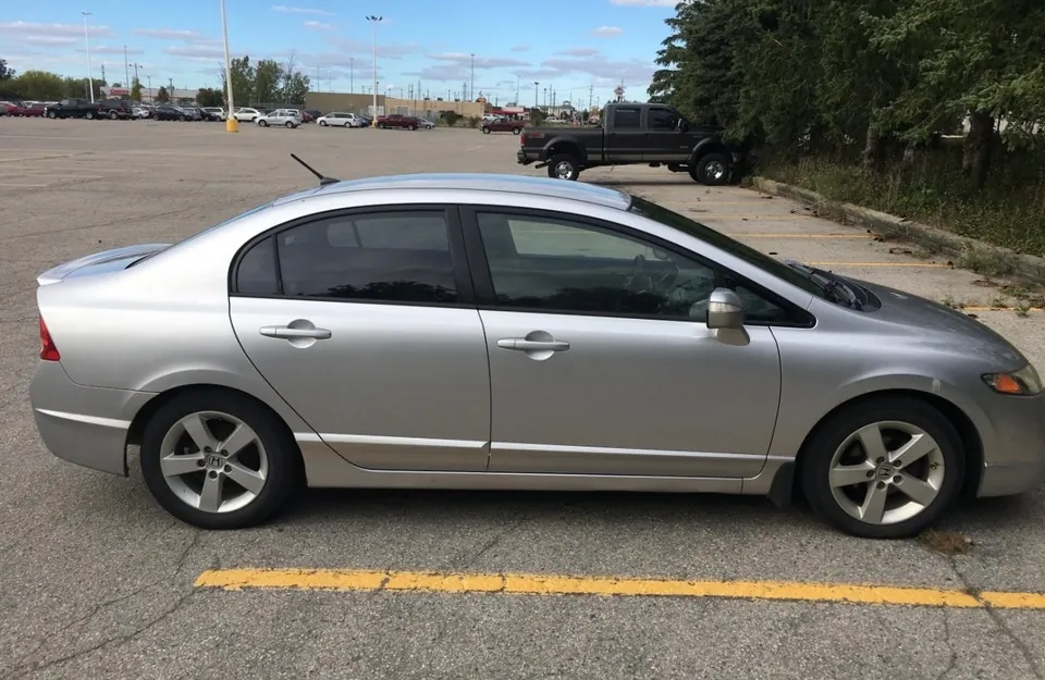 Honda Civic 2008 photo 3