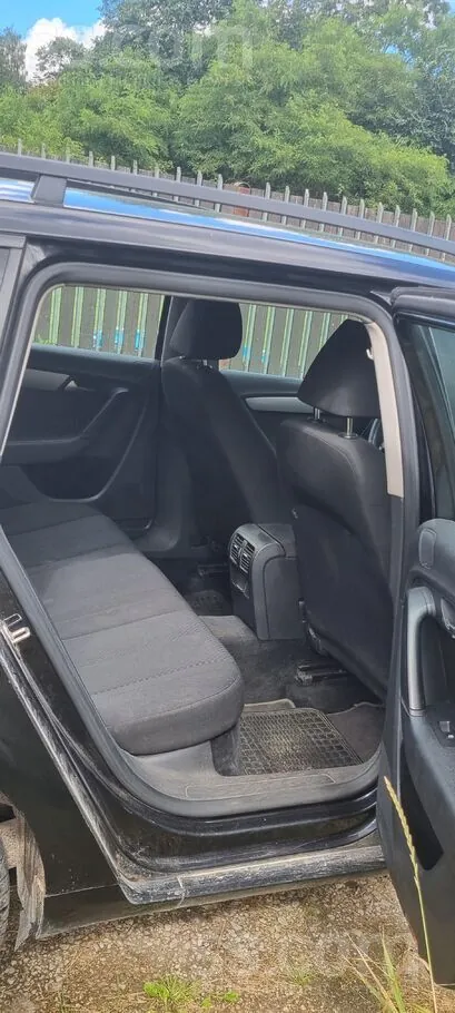 Volkswagen Passat 2011 photo 4