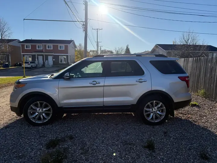 Ford Explorer 2014 photo 3