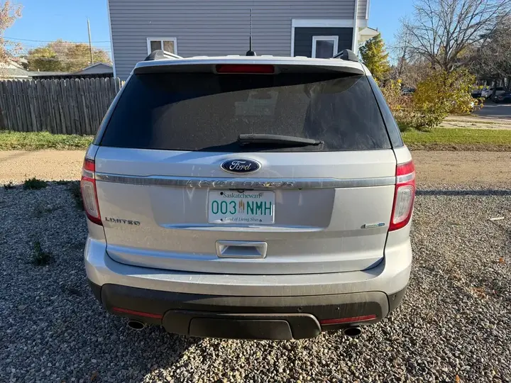 Ford Explorer 2014 photo 4