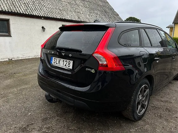 Volvo V60 2012 photo 5