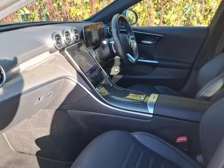 Mercedes-Benz C-Class 2023 photo 5