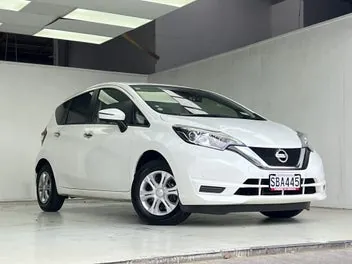 Nissan Note 2021 photo 2