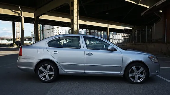 Skoda Octavia 2011 photo 5